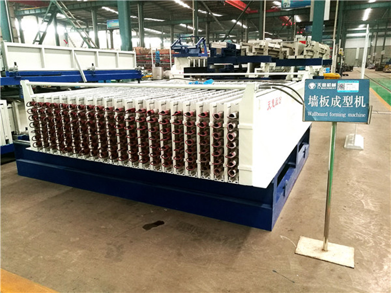 全自動墻板機(jī)產(chǎn)量高，一機(jī)多用